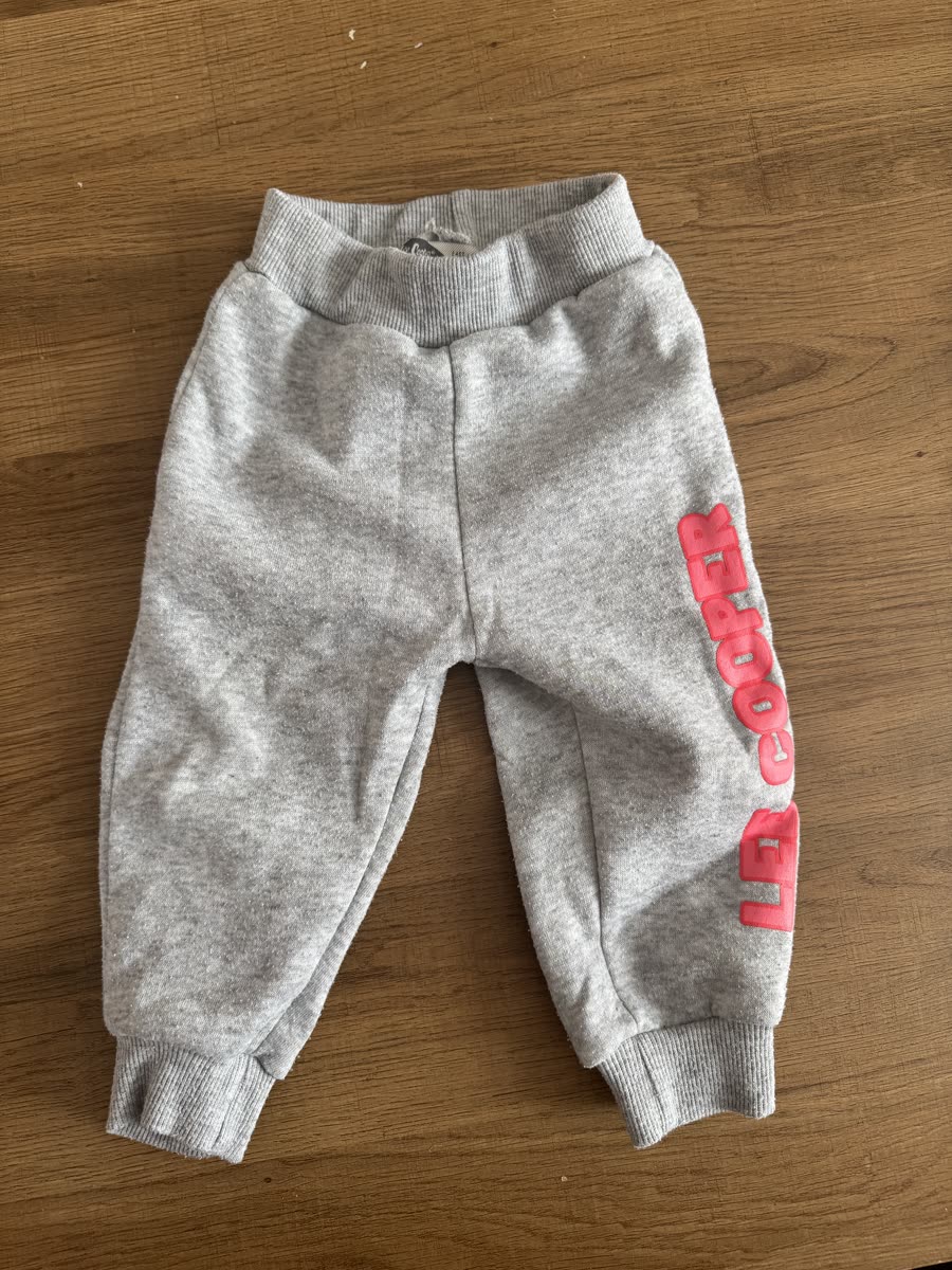 pantalon de jogging bébé Lee Cooper 12 mois gris chiné logo rose fluo — Bon Etat — à Paris