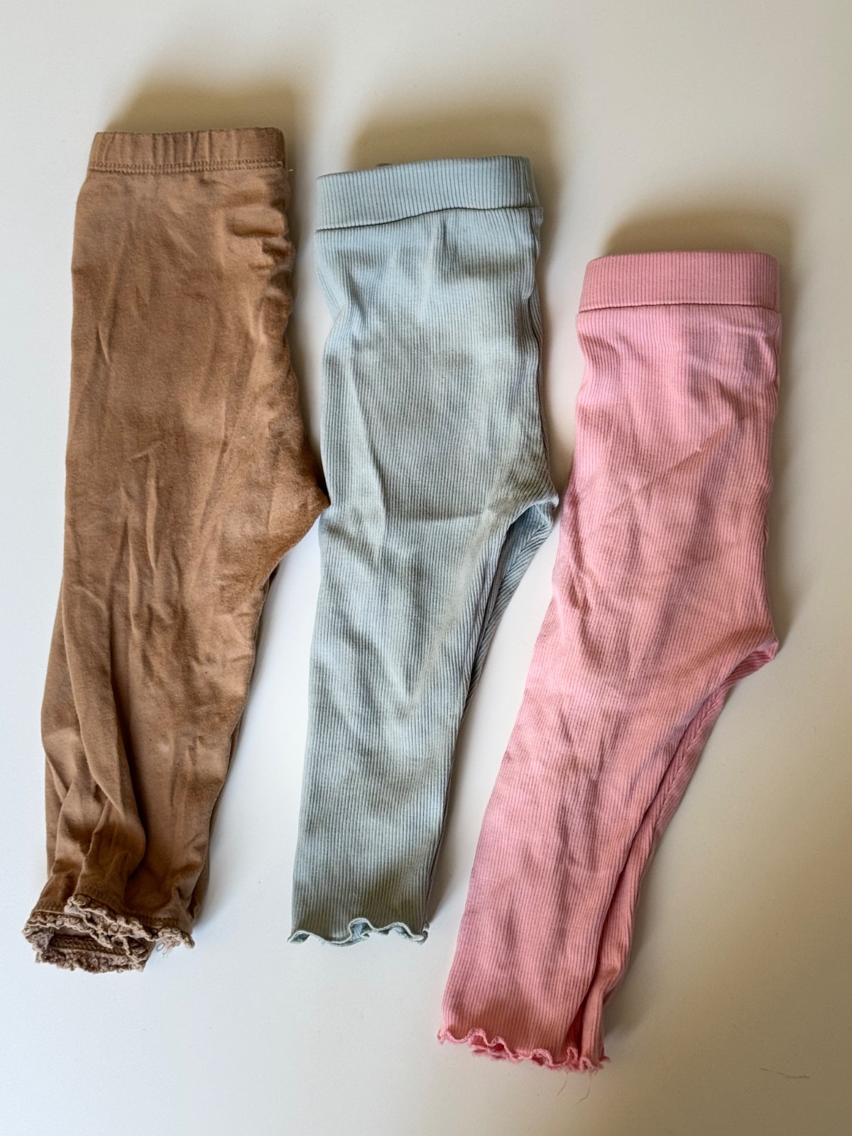 Lot de 3 leggings 18- 24 mois — Kiabi & Gap — Bon Etat — à Paris