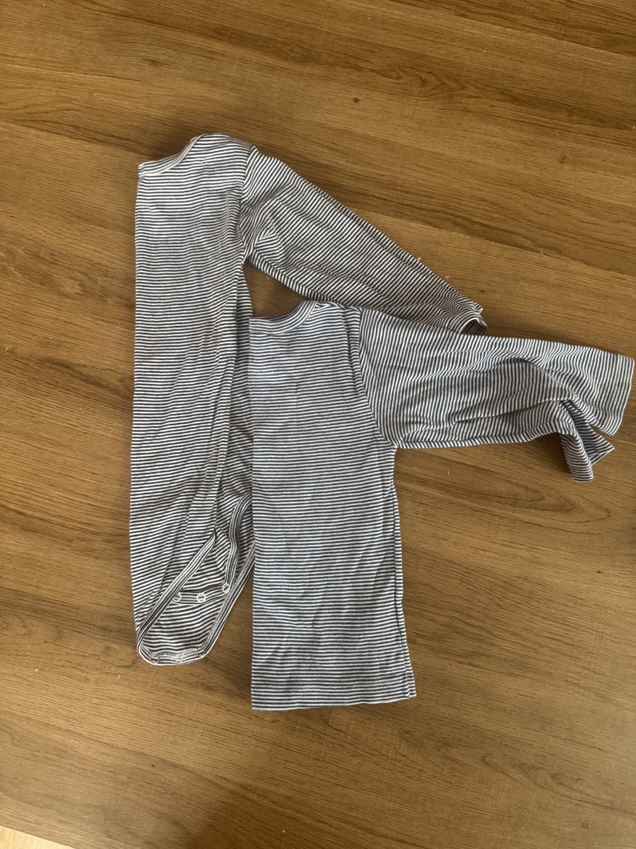 lot body et t-shirt manches longues Petit Bateau 3 ans 95 cm rayé bleu marine — Bon Etat — à Paris