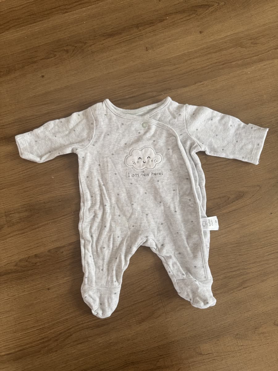 pyjama bébé naissance Baby Club taille 50 gris chiné motif nuage et étoiles — Tres bon Etat — à Paris